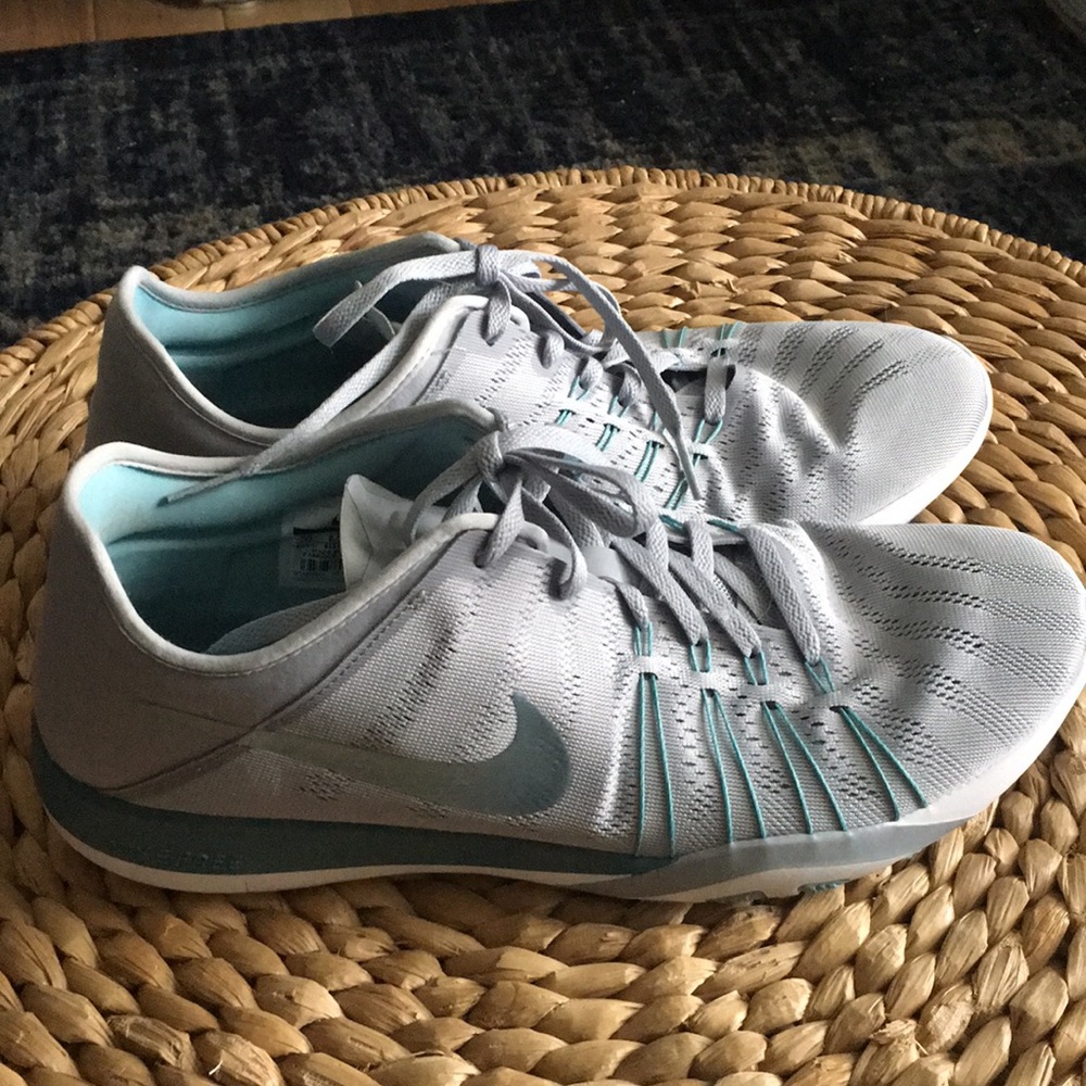 Nike Free are 6 Style: 833414-007